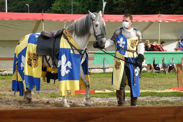 个方面做出 个方面做出